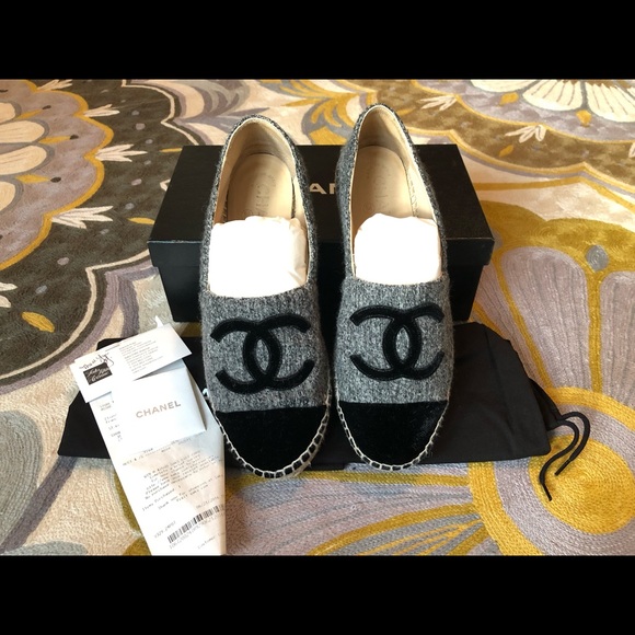 CHANEL Shoes - Chanel espadrille grey/black tweed/velvet